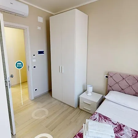 Al Centro 住宿加早餐酒店 锡代诺滨海